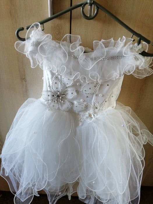 Плаття для дівчинки