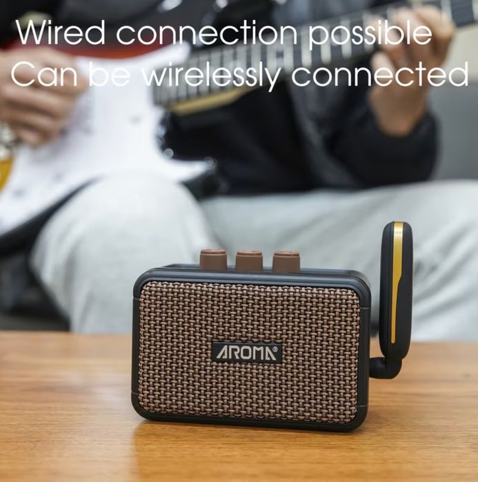 Мини  комбоусилитель "Aroma AG-04". Аккумулятор, Gain, Bluetooth