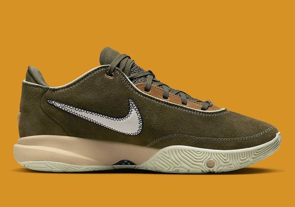 Баскетбольні кросівки Nike LeBron 20 XX оригінал