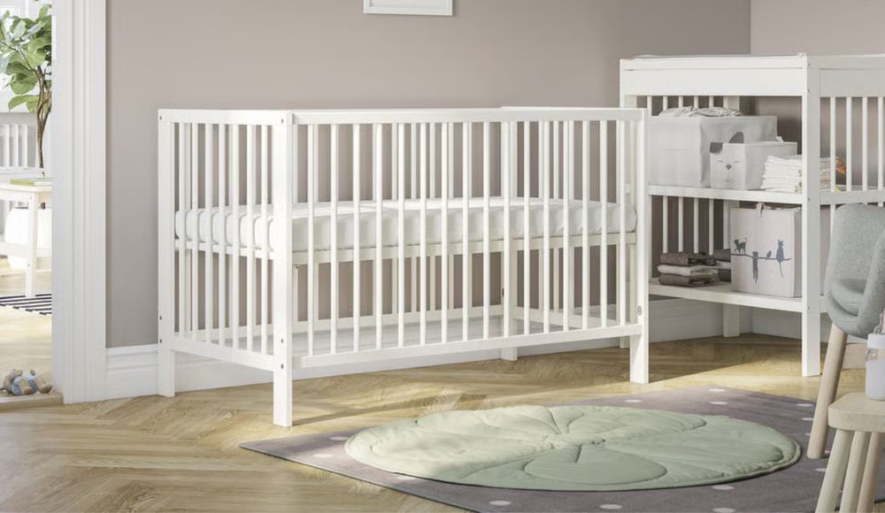 Cama grades Ikea com colchão