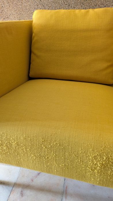 Cadeirão  amarelo
