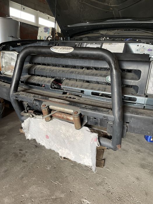 Grade frontal land rover discovery