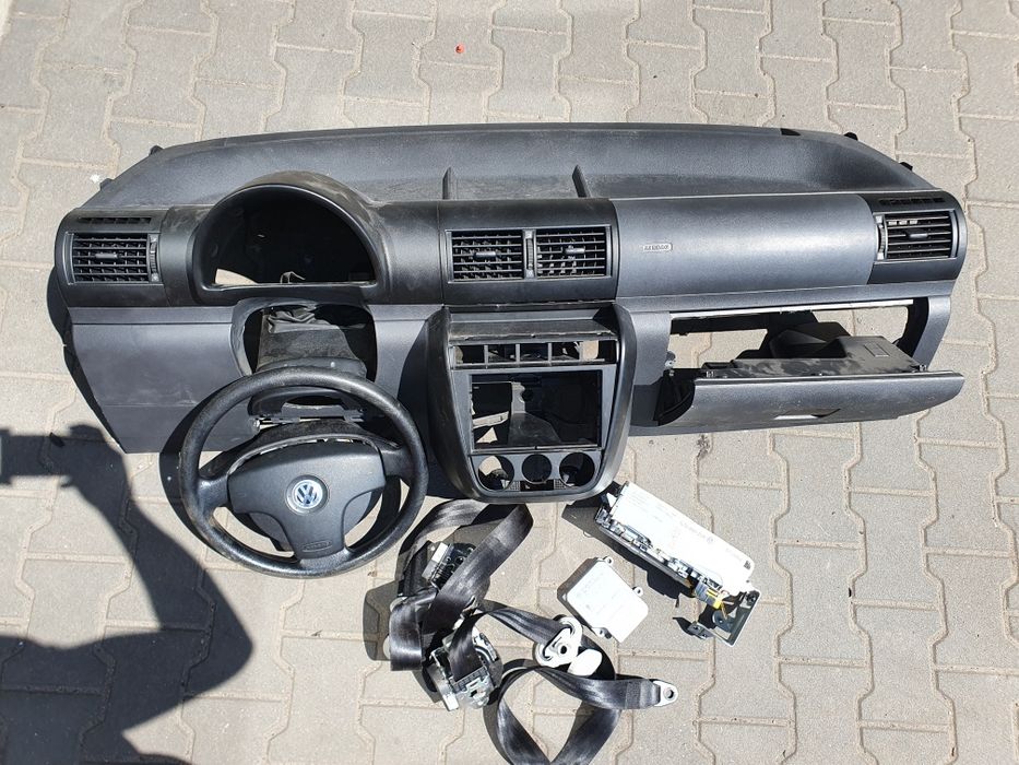 Deska rozdzielcza kokpit konsola Vw Fox 1.2 Europa