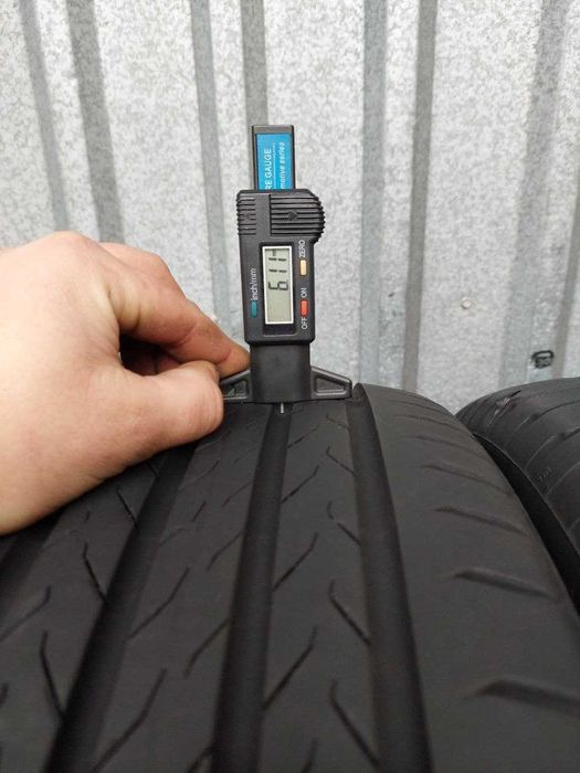 Шини б/у 215 55 R17 Continental EcoContact 6Q