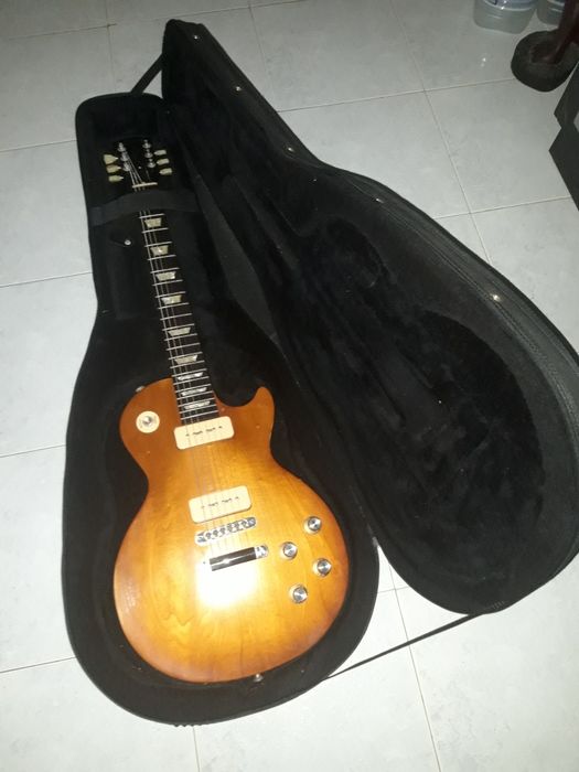 Gibson les paul tribute 60