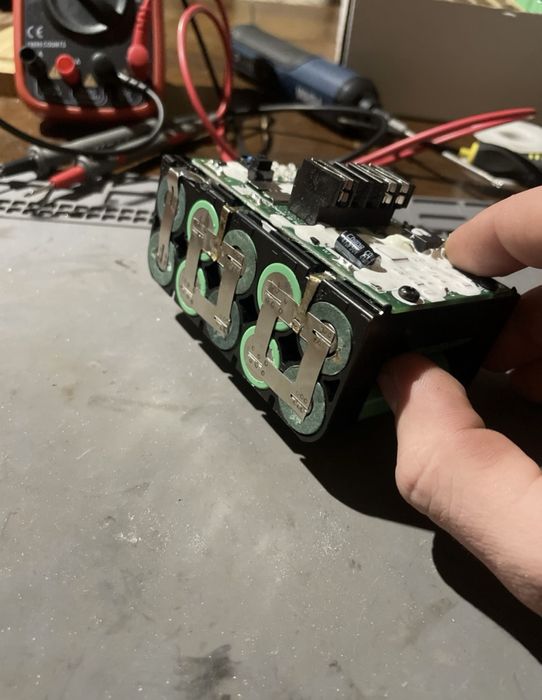 Regeneracja i naprawa baterii li-ion