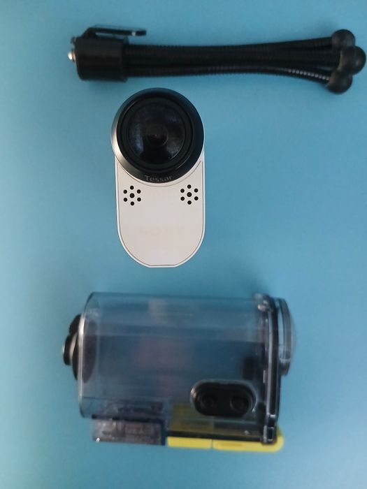 Камера Sony  hdr-as100v