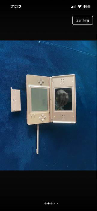 Nintendo DS lite (NDSL)