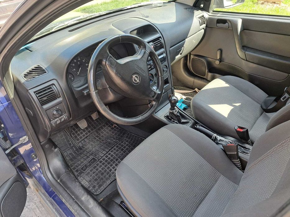 Opel Astra Karawan
