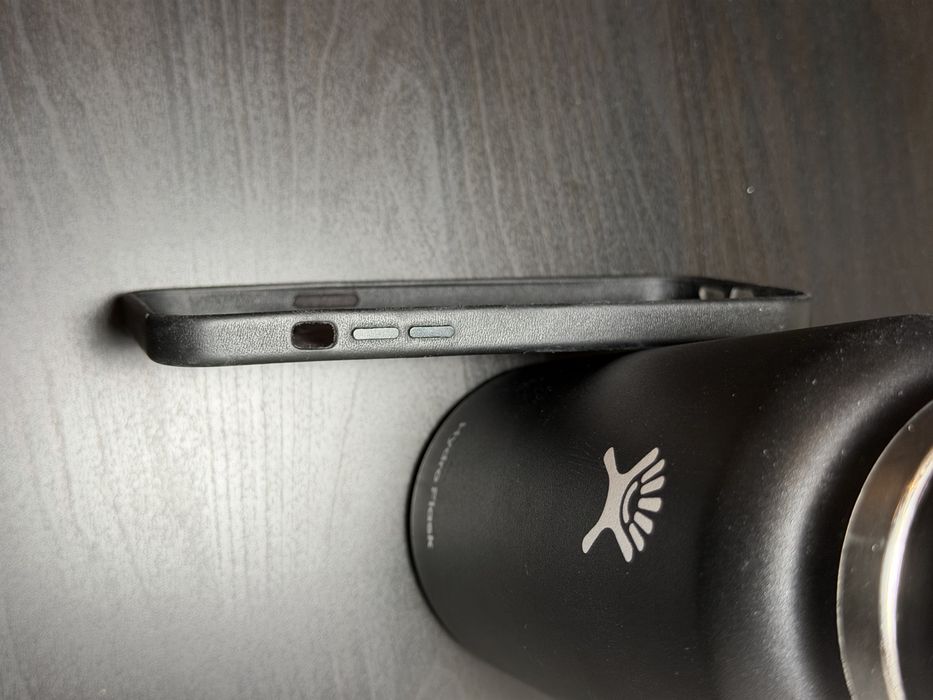 Capa de pele MagSafe para iPhone 13 Pro Max