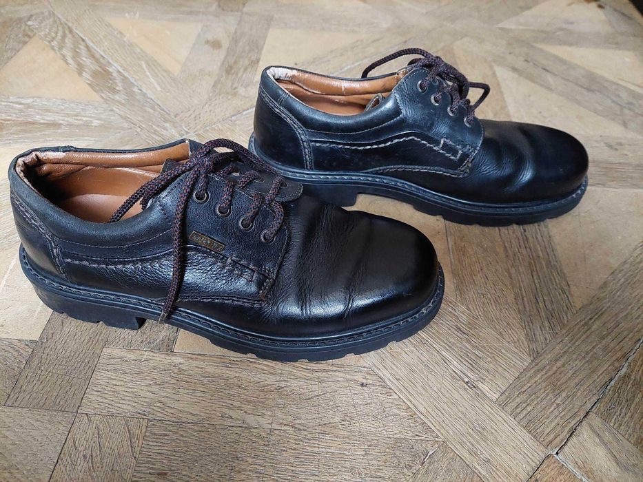 Шкіряні італійські туфлі 43р, устілка 28 см Water-tex