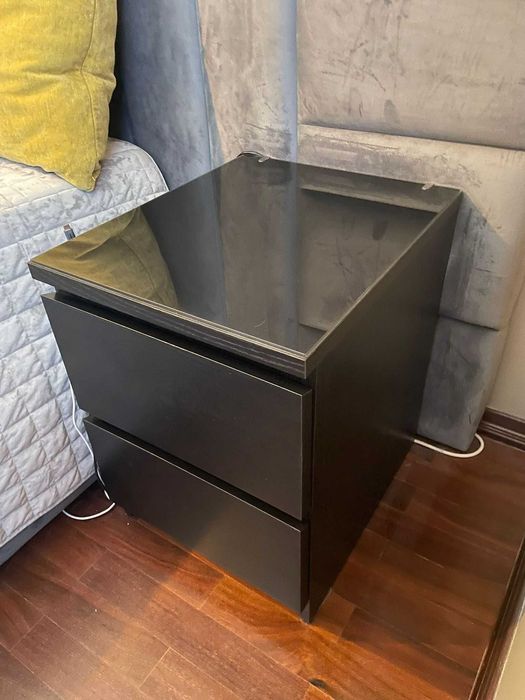 2x Mesas de cabeceira + Cómoda (Conjunto IKEA - MALM)
