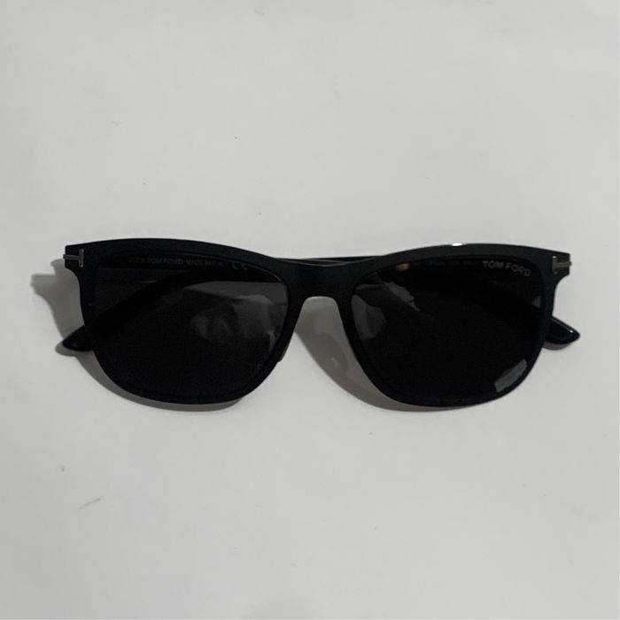 Óculos de Sol Tom Ford Pretos - Streetwear - Com Caixa
