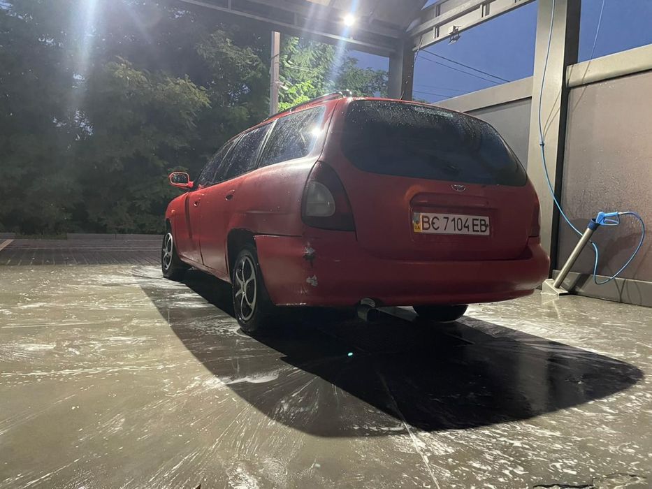 продаю машину  на повному технічному ходу