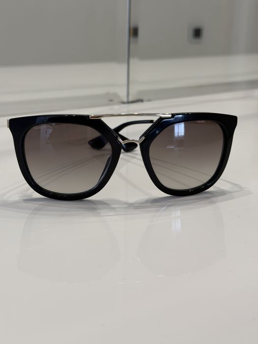 Сонцезахисні окуляри Prada оригінал