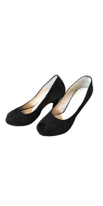 Sapato aberto com plataforma 39