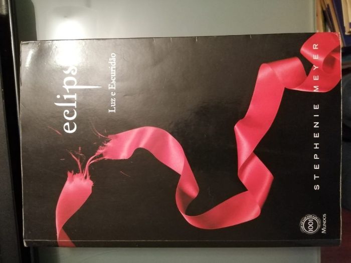 Livros da Stephenie Meyer - Série Luz e Escuridão/Nómada