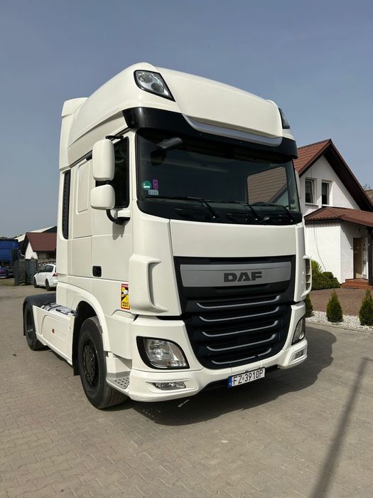 Wynajem Ciagnikow Siodlowych / wszystko w cennie