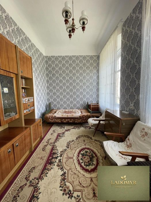Продаж / Квартира / Незалежності, Острог