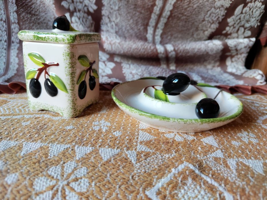 Набір під маслини та оливки кераміка