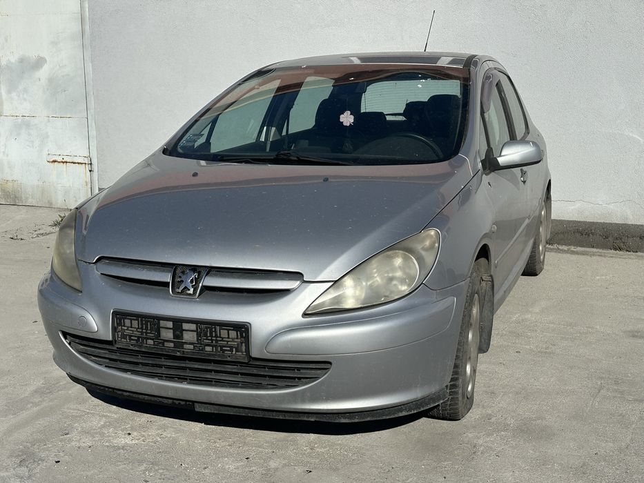 Peugeot 307 2001 1.6b w całosci na części