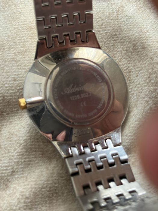 Годинник Adriatica Classic A1229.2116Q!