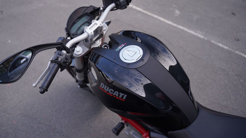 Ducati Monster 796 ABS