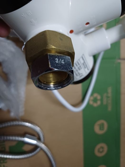 Torneira água quente instantânea