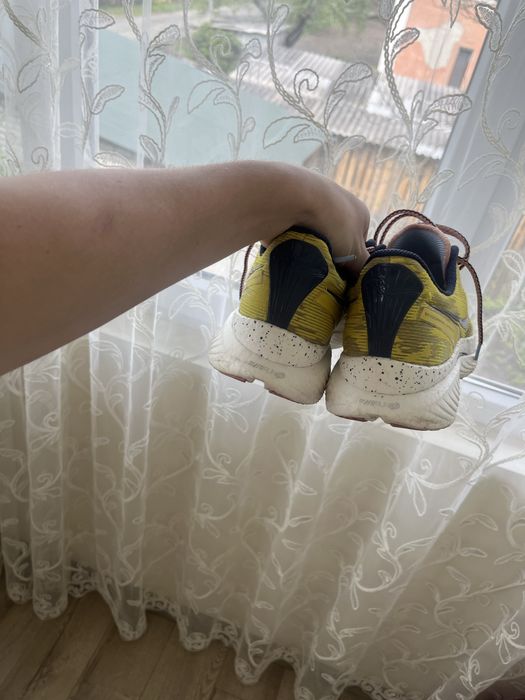 Кросівки Saucony Endorphin Speed 3
