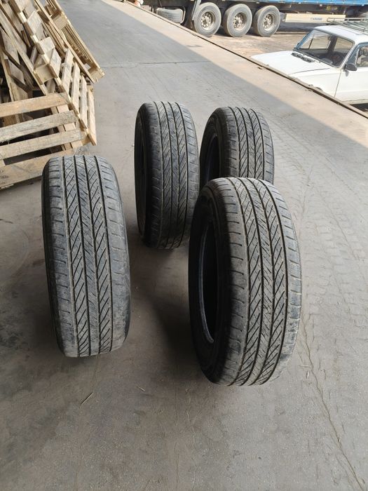 Шини літні  225.65.17