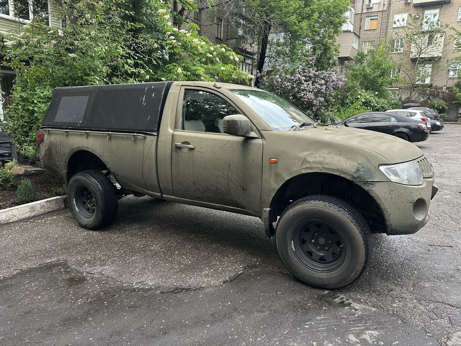Mitsubishi L200 Single Cab