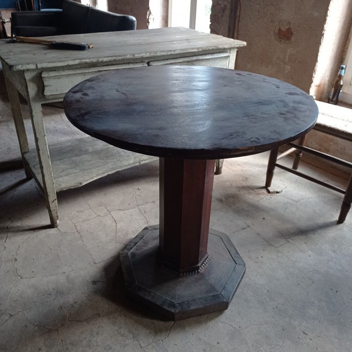 Stół secesyjny okrągły antyk