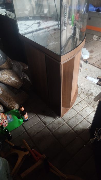 Akwarium narożneJuvel  Trigon 190 l