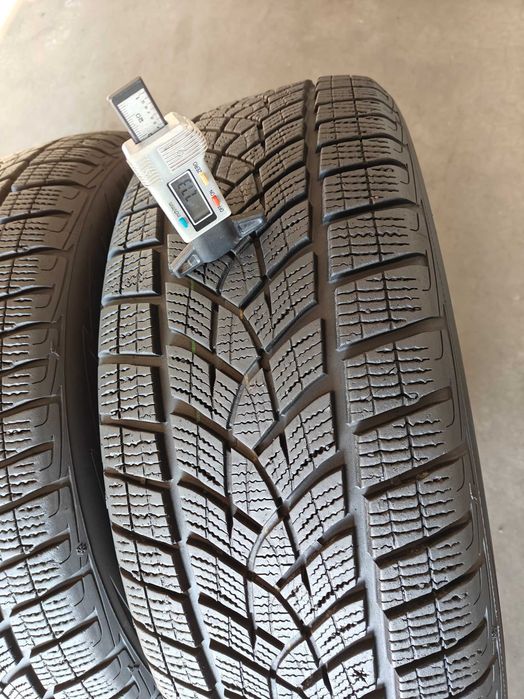 2шт. R18 215 55 шини зимові Goodyear Ultra Grip Performance SUV