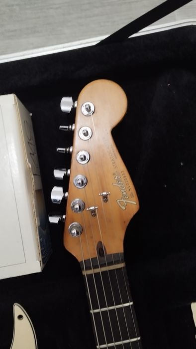 Guitarra elétrica fender usa