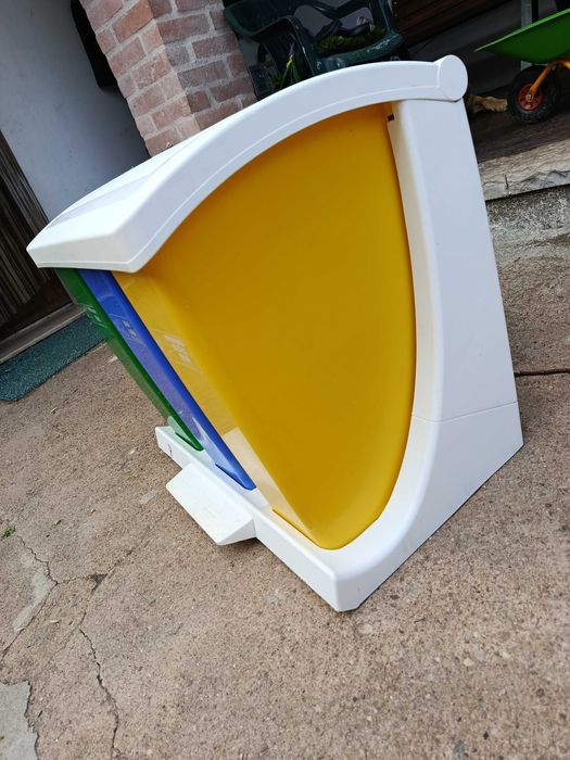 Ecoponto baldes reciclagem Domplex