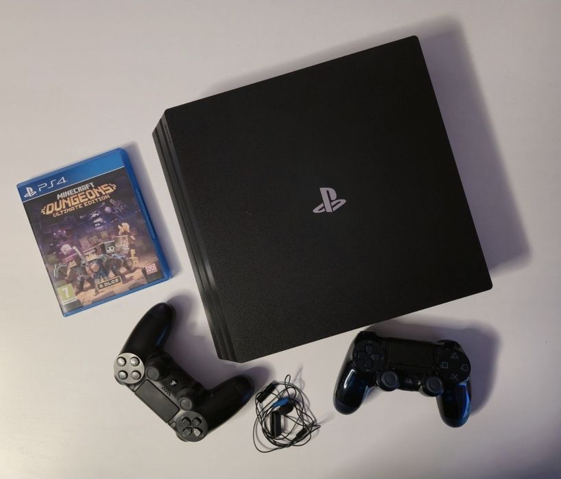 PlayStation 4 PRO + Pad Dualshock 500 million edition