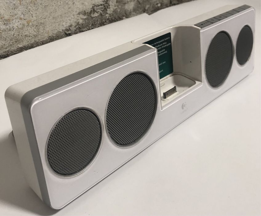 Продам Logitech pure fi