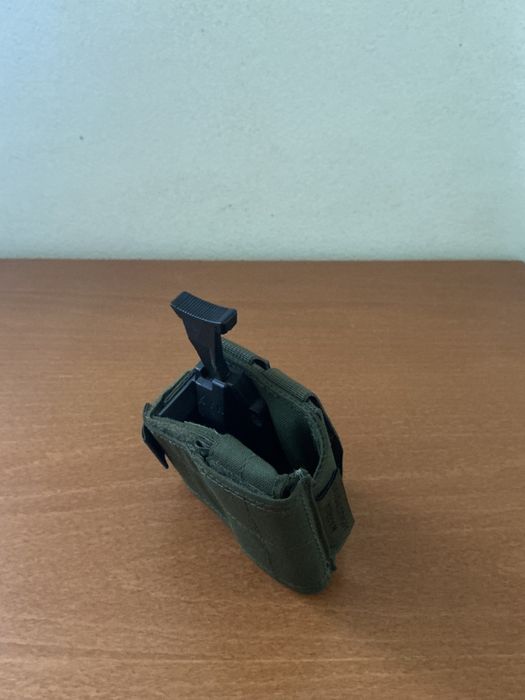 Coldre Warrior Assault Systems Universal Pistol Holster — Olive Drab (Destro) — NOVO