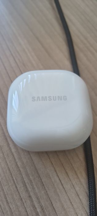 Samsung Galaxy Buds2