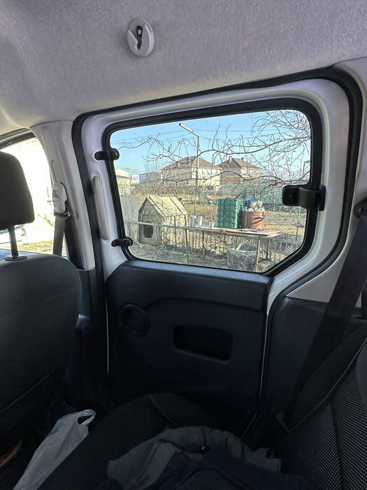 Продам Рено Кангу