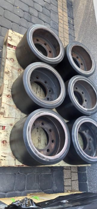 Gumowanie wałów do prasy, bębnów, kół jezdnych John Deere Claas Vicon