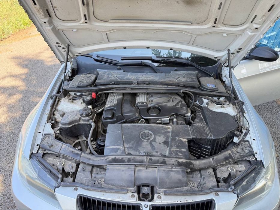 BMW e90 320i в рідній фарбі