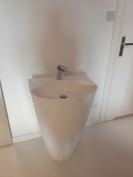 Umywalka wolnostojąca tuba Omnires SIENA UW 55x43x85 cm + bateria