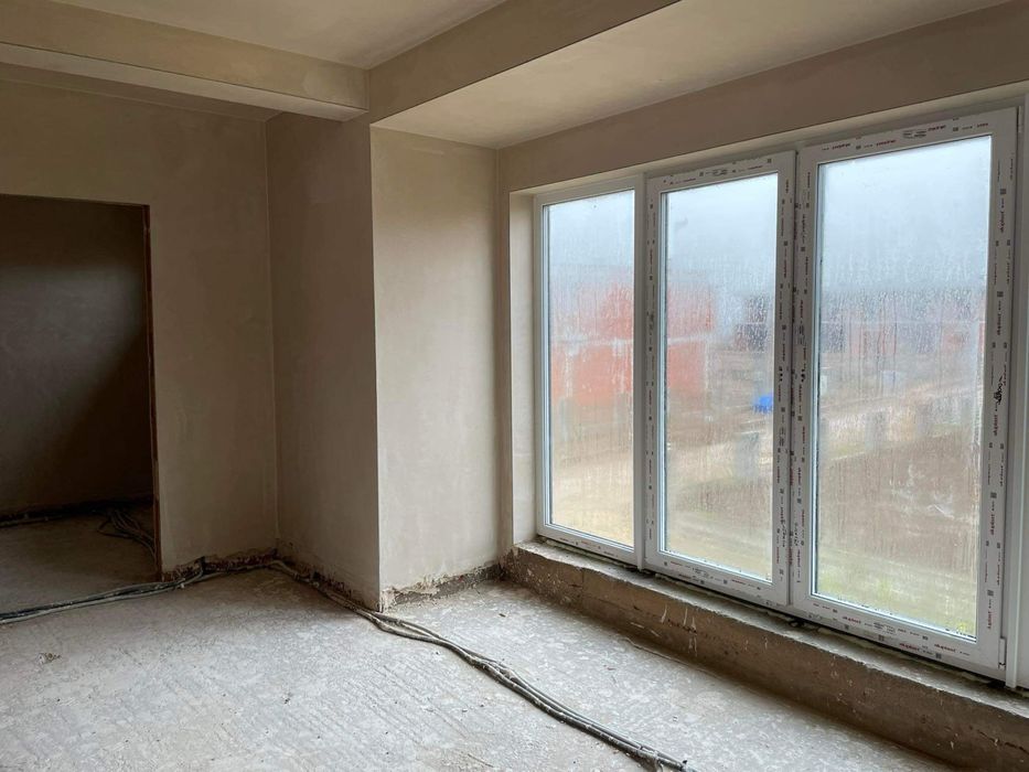 Tynki Maszynowe ( gipsowe, cementowo wapienne, )