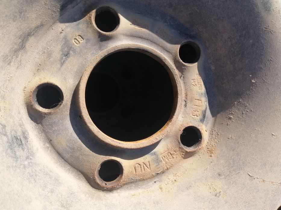 Резина 195/65 R15  шип на дисках ціна за 4