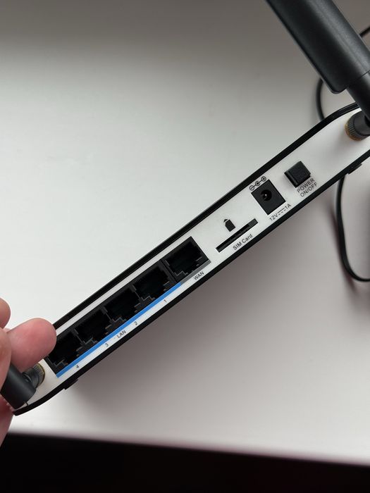 Роутер  маршрутизатор Wi-Fi D-Link DWR-921 N300 (ERC-DWR-921)