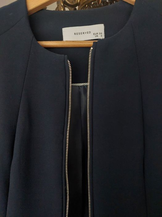 Nowy płaszcz damski marki Reserved kolor granatowy rozmiar S/36.