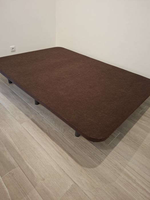 Vende-se tapi jom