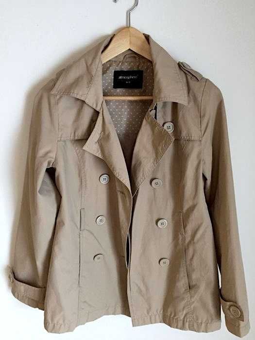Casaco Estilo Trench Coat - Elegante e Ligeiro
